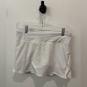 Lululemon play off the pleats skirt 6 long